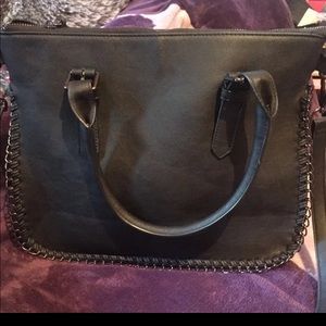 Chinese laundry purse